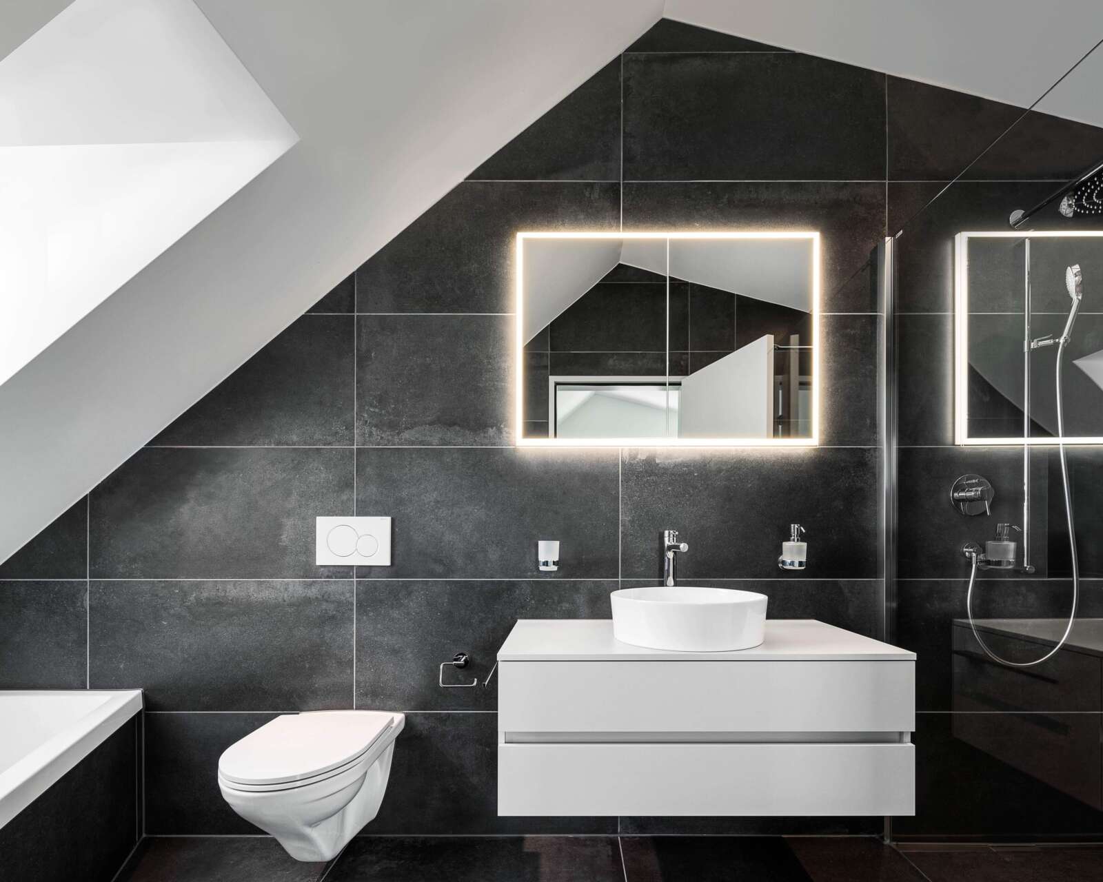 Orlando Architektur Neubau Wohnhaus Steineggstrasse Wiesendangen 11 Badezimmer