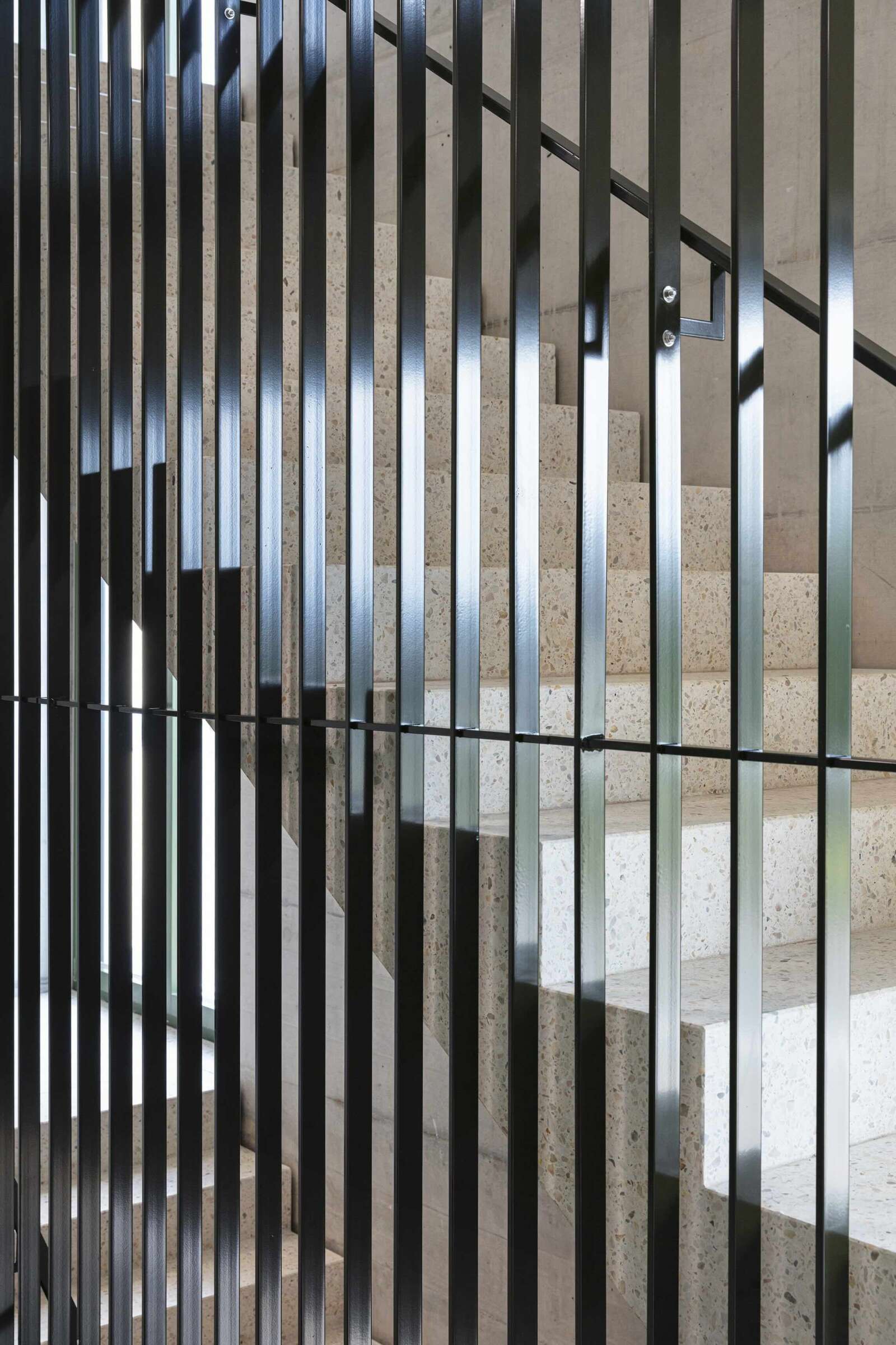 Orlando Architektur Neubau Wohnsiedlung Chruezgaessli Eschenz 12 Detail Treppe