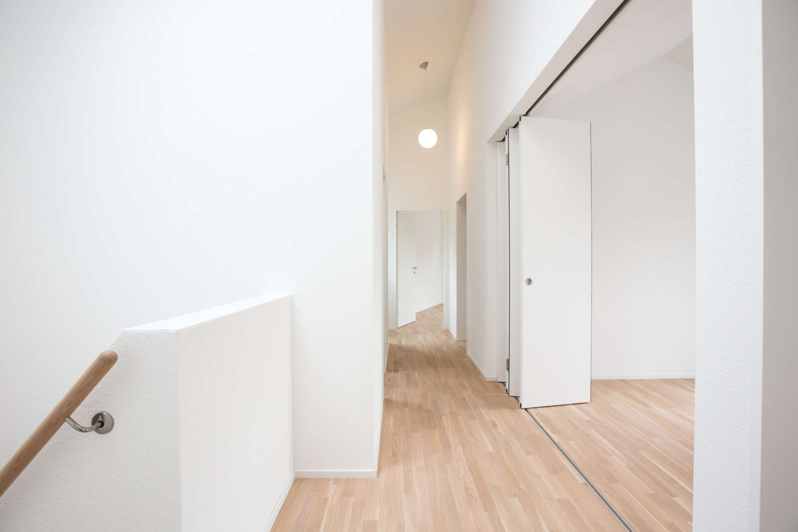 Orlando Architektur Neubau Einfamilienhaus Bolsternbuckstrasse Kollbrunn 2 Obergeschoss Materialisierung