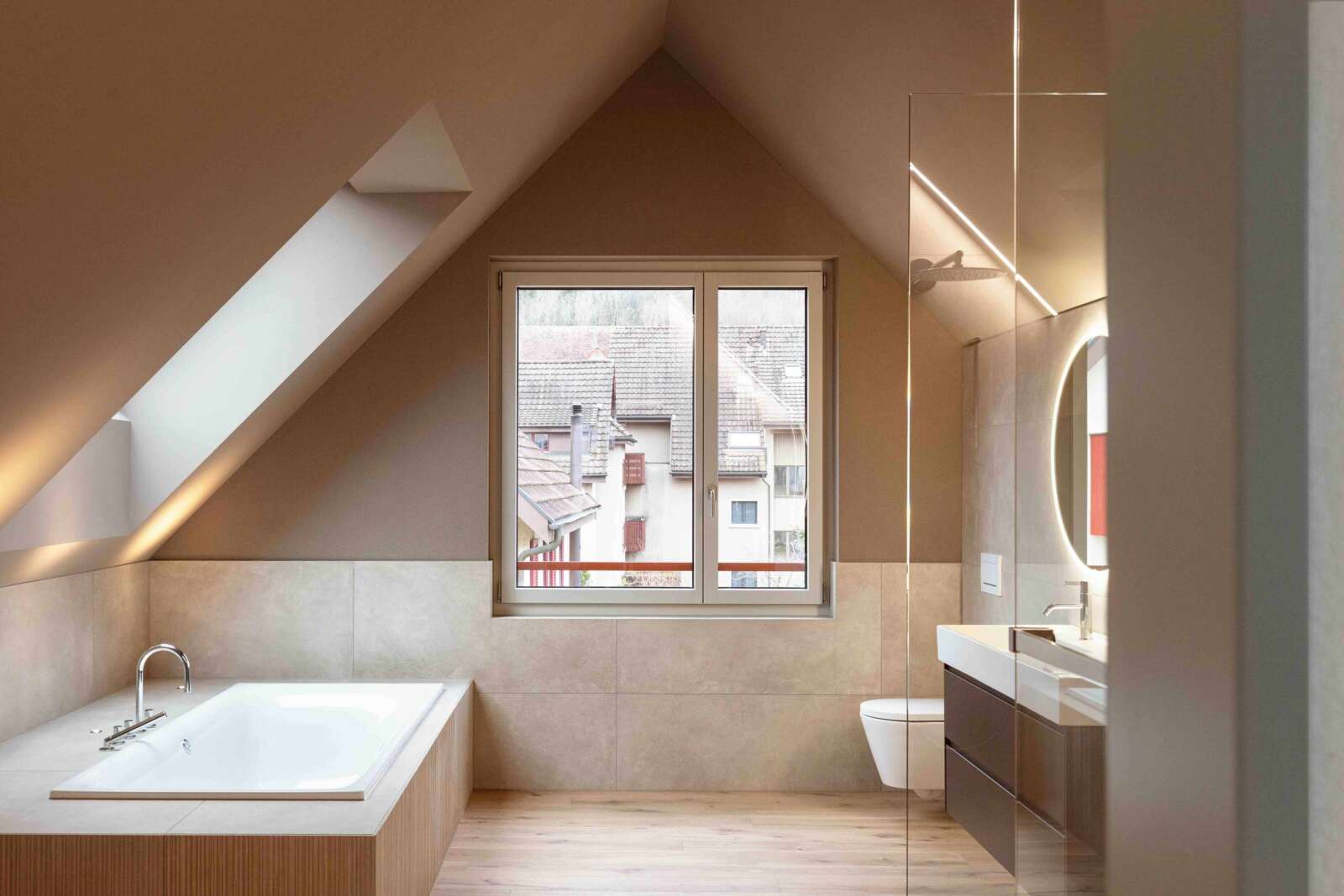 Orlando Architektur Neubau Einfamilienhaus mit Einliegerwohnung Oberfeldweg Winterthur 13 2 Bad Spa Beleuchtung